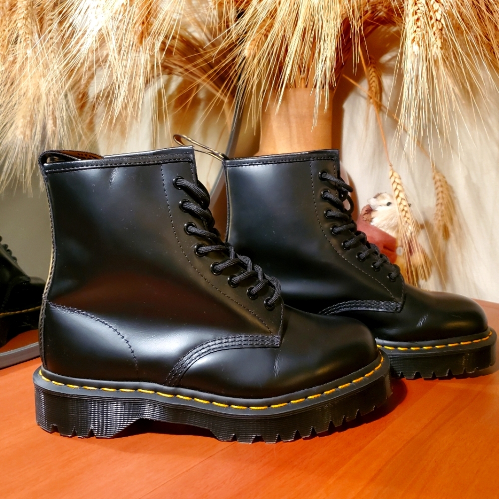 Doc Martens 1460 Bex Smooth Leather Platform Boots